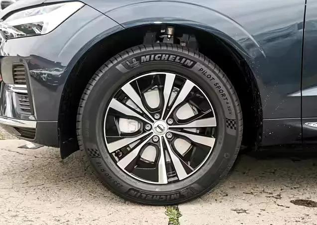 沃尔沃xc60全时四驱如何龙八国际娱乐网站30以内(图4)