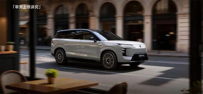 否定义“全家人的豪华插混SUV”？腾势N