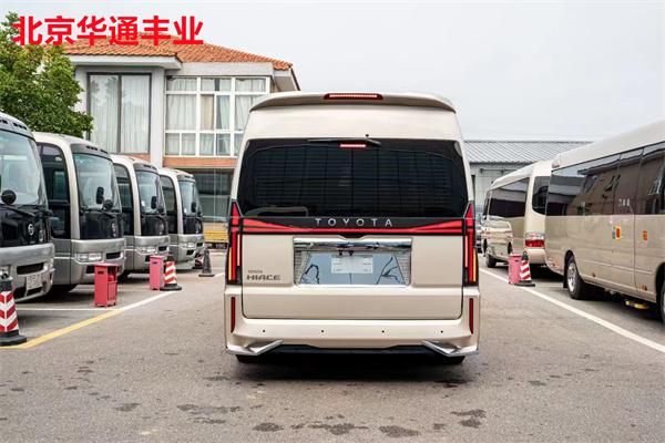 海狮7座报价及图片丰田海狮7座最新报价(图3)