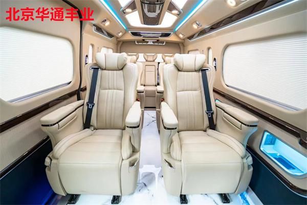 海狮7座报价及图片丰田海狮7座最新报价(图6) 海狮7座报价及图片丰田海狮7座最新报价(图6)